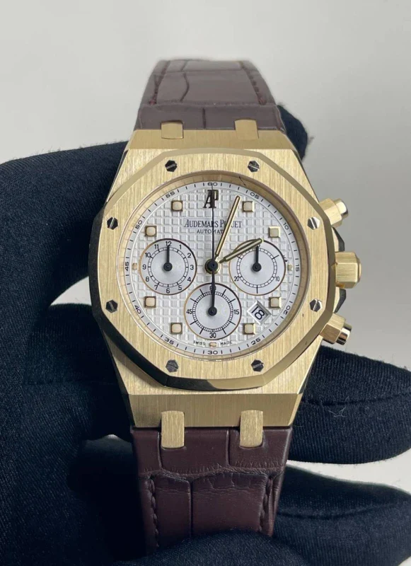 Audemars Piguet Royal Oak Chronograph 18K Rose Gold Men's Watch - Image 2