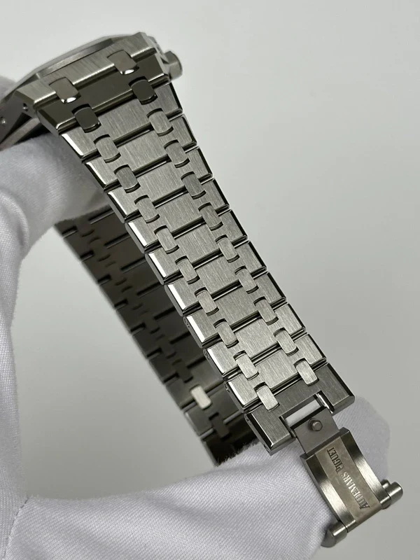 Audemars Piguet Royal Oak Perpetual Calendar Titanium Men's Watch - Image 8
