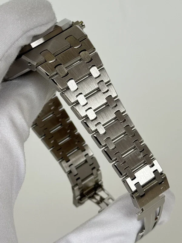 Audemars Piguet Royal Oak Chronograph Stainless Steel Men's Watch - Image 4
