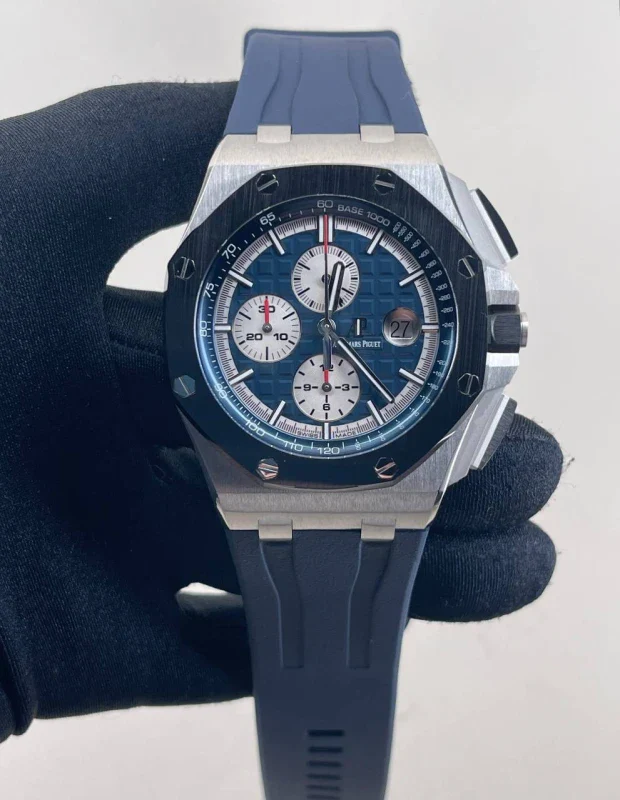 Audemars Piguet Royal Oak Offshore Chronograph Platinum Men's Watch - Image 2