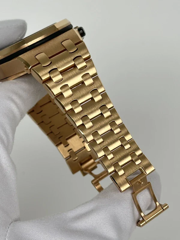 Audemars Piguet Royal Oak Offshore Chronograph 18K Rose Gold Men's Watch - Image 7