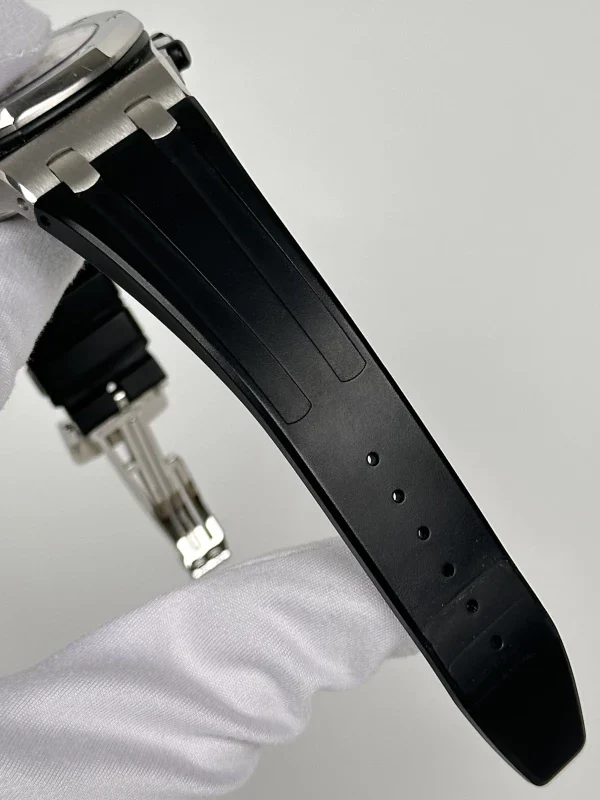 Audemars Piguet Royal Oak Offshore Chronograph Stainless Steel Men's Watch - Image 6