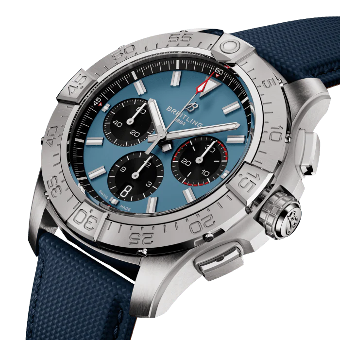 Breitling Avenger B01 Chronograph 44  Stainless steel Men's Watch - Image 2