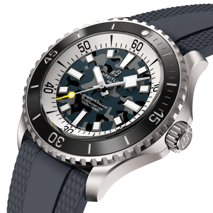 Breitling Superocean Super Diver 46 mm Titanium Men's Watch - Image 2