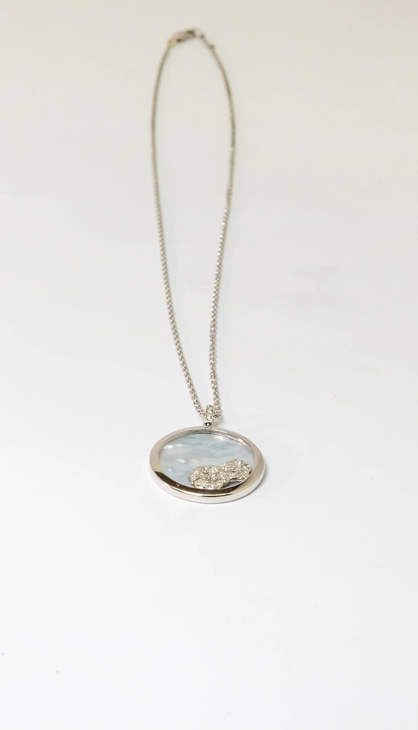 Carrera Y Carrera Baile Garden 18K White Gold & Diamonds Pendant - Image 2