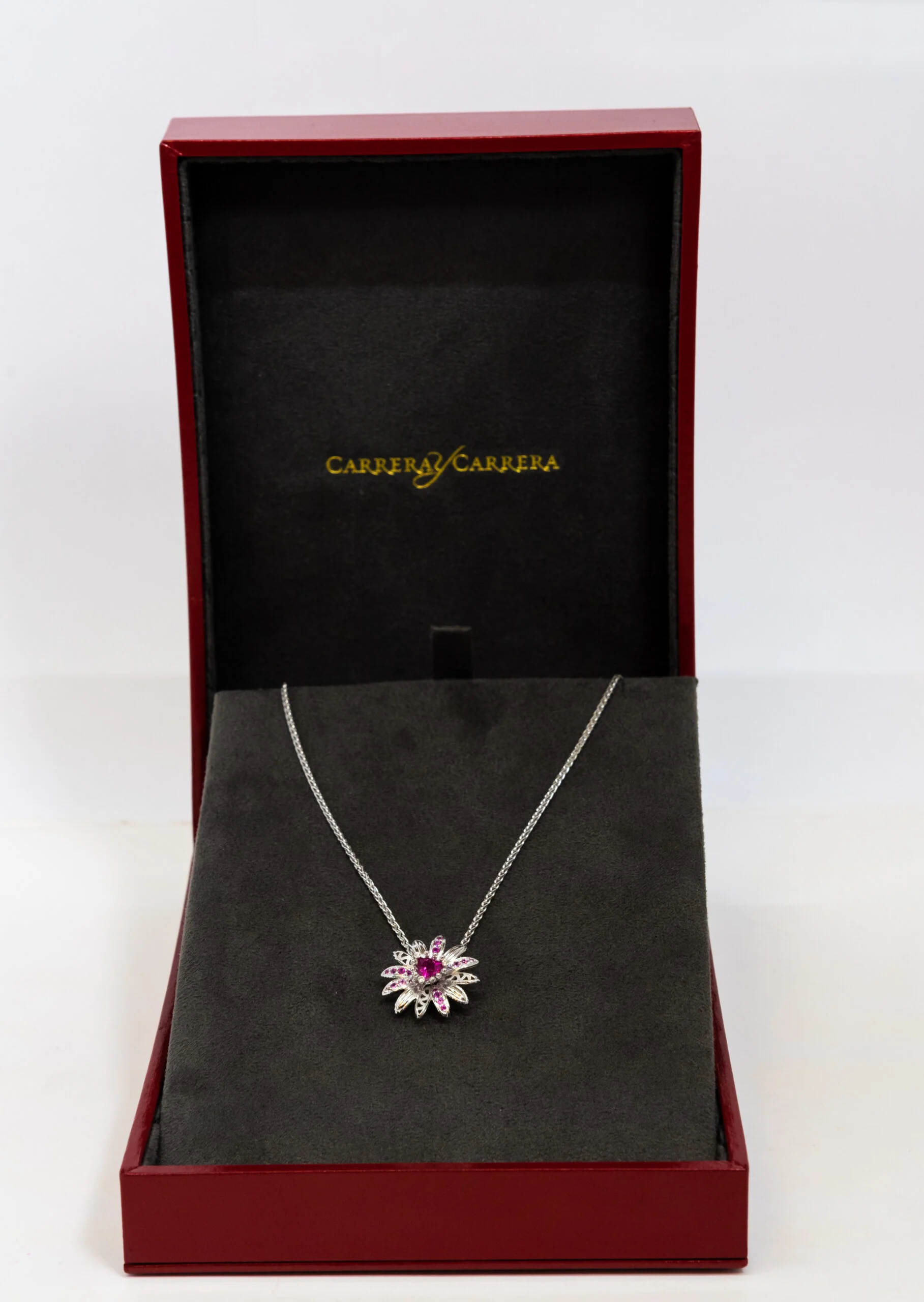 Carrera Y Carrera Gardenia 18K White Gold & Sapphire Pendant - Image 3