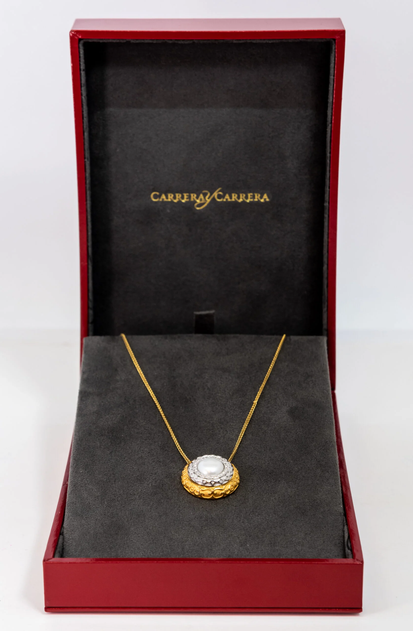 Carrera Y Carrera Musica Alegoria 18K Yellow Gold and 18K White Gold with Pearl Pendant - Image 3