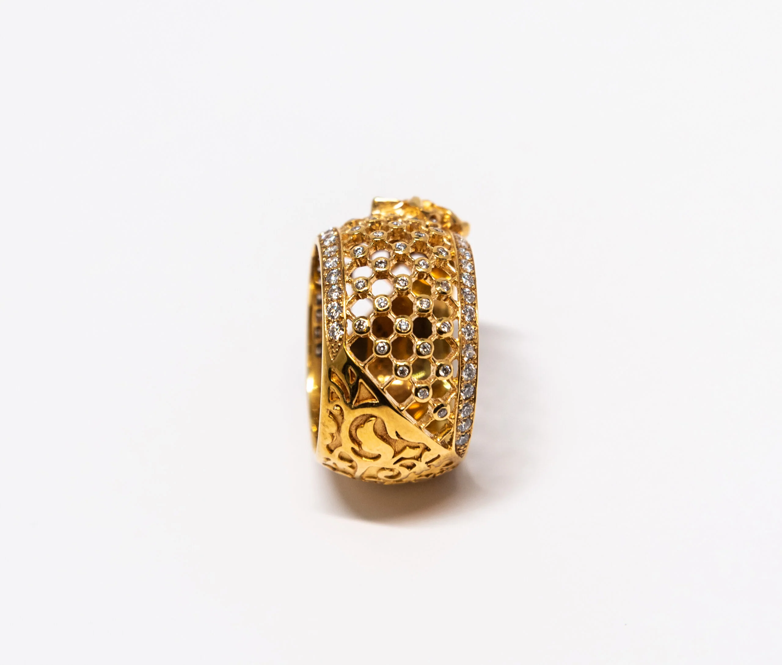 Carrera Y Carrera Sierpes 18K Yellow Gold and Diamonds Ring - Image 3