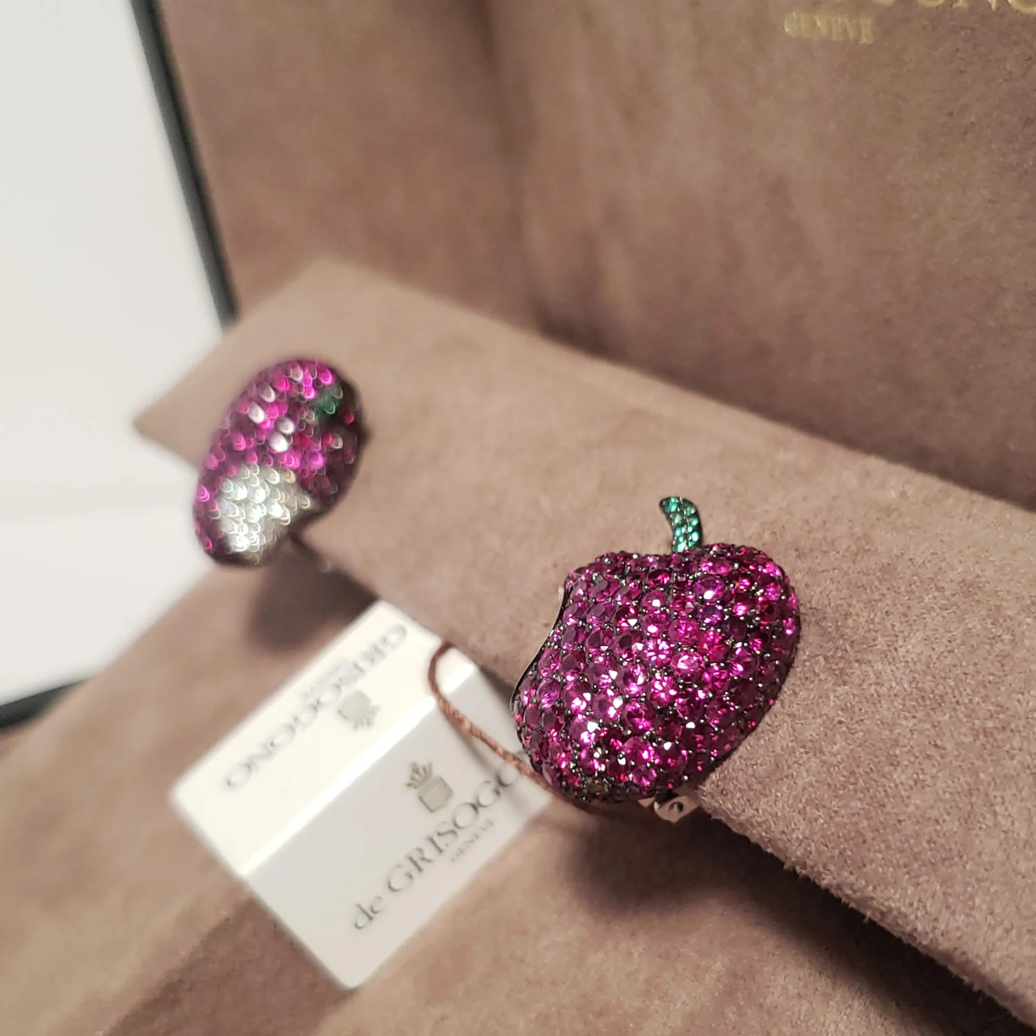 De Grisogono Apple Earrings with White Gold, Rubies and Diamonds - Image 4