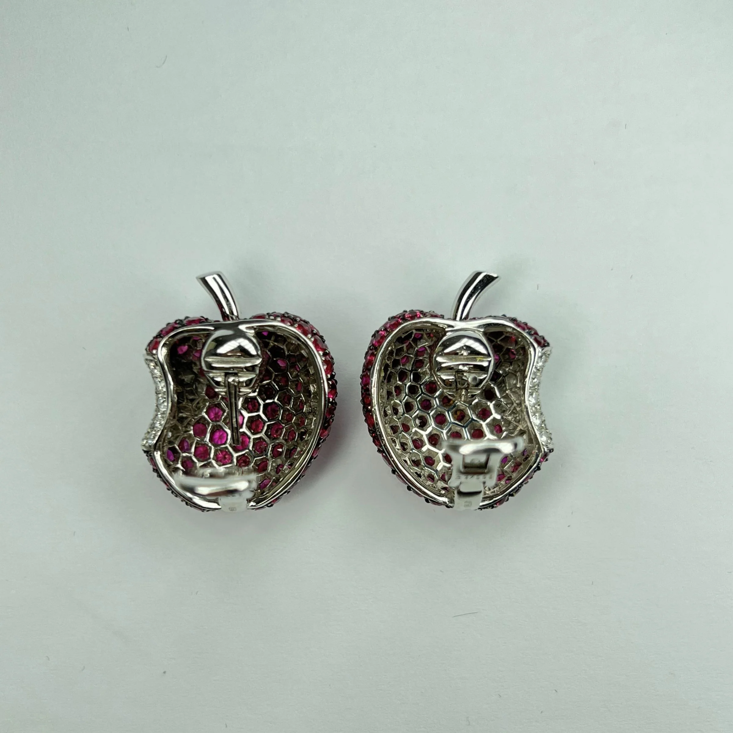 De Grisogono Apple Earrings with White Gold, Rubies and Diamonds - Image 8