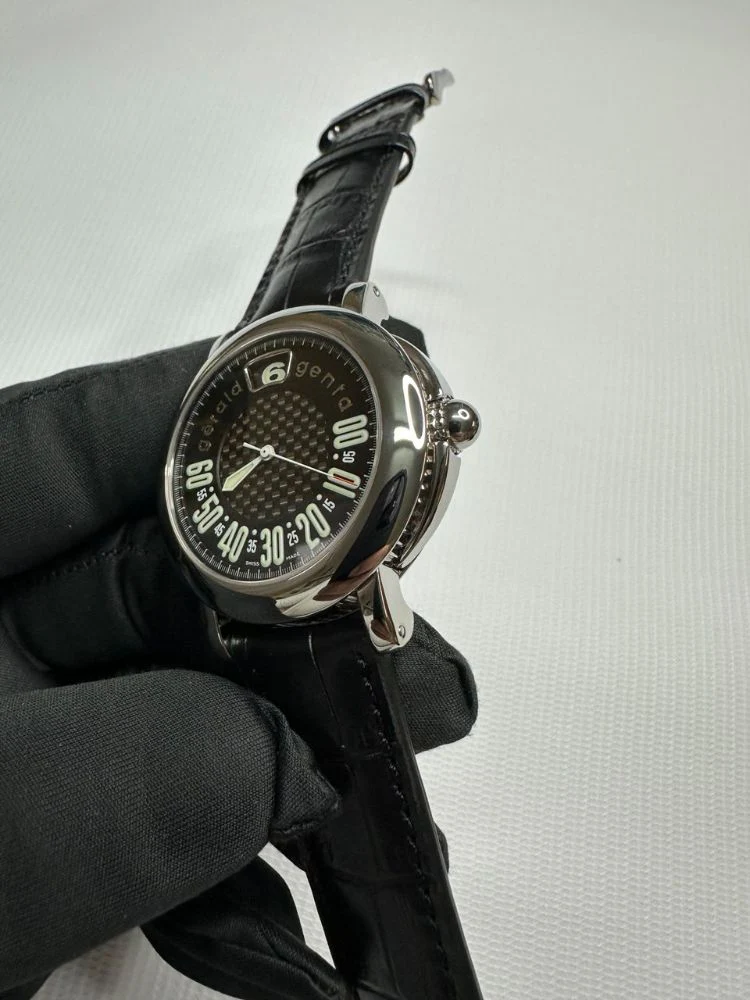 Gerald Genta Arena Retro Stainless Steel Men`s Watch - Image 3