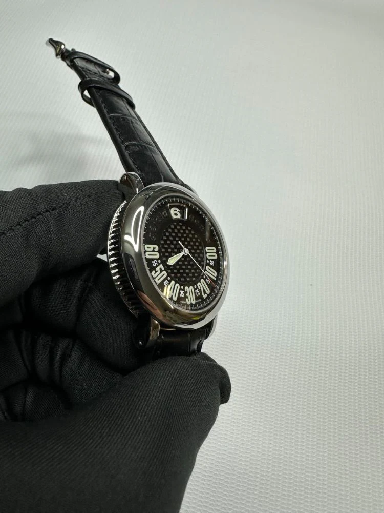 Gerald Genta Arena Retro Stainless Steel Men`s Watch - Image 4