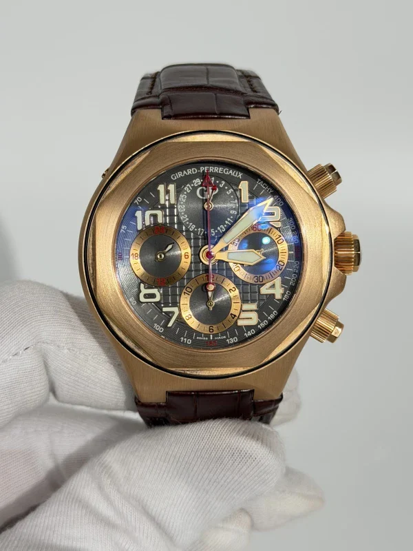Girard Perregaux Laureato Evo3 Chonograph 18K Rose Gold Men's Watch - Image 2