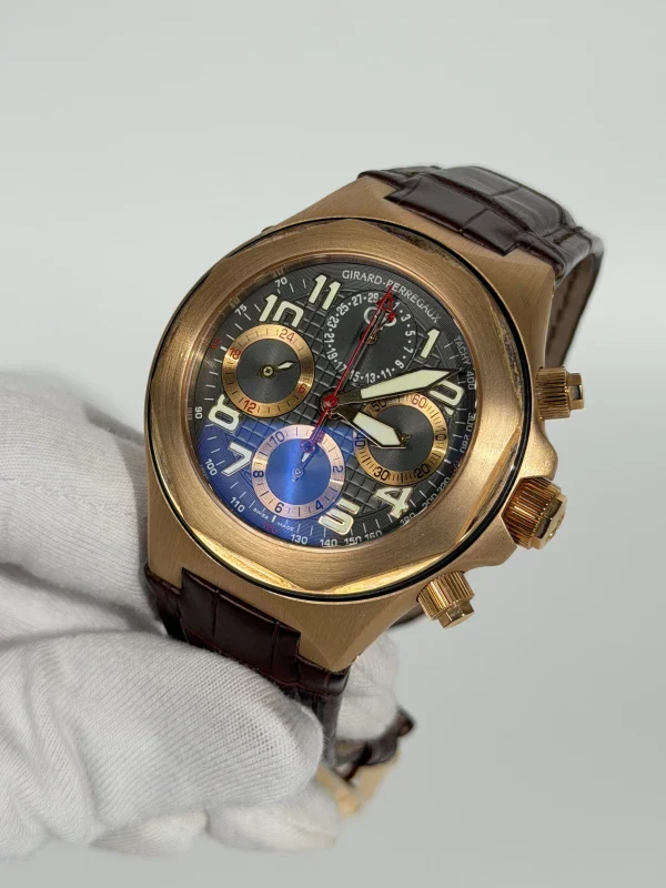 Girard Perregaux Laureato Evo3 Chonograph 18K Rose Gold Men's Watch - Image 6