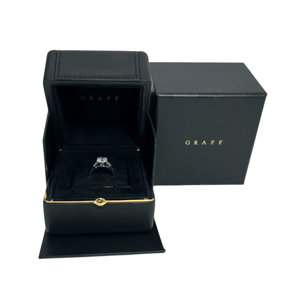 Graff Promise Diamond Platinum Engagement Ring - Image 6