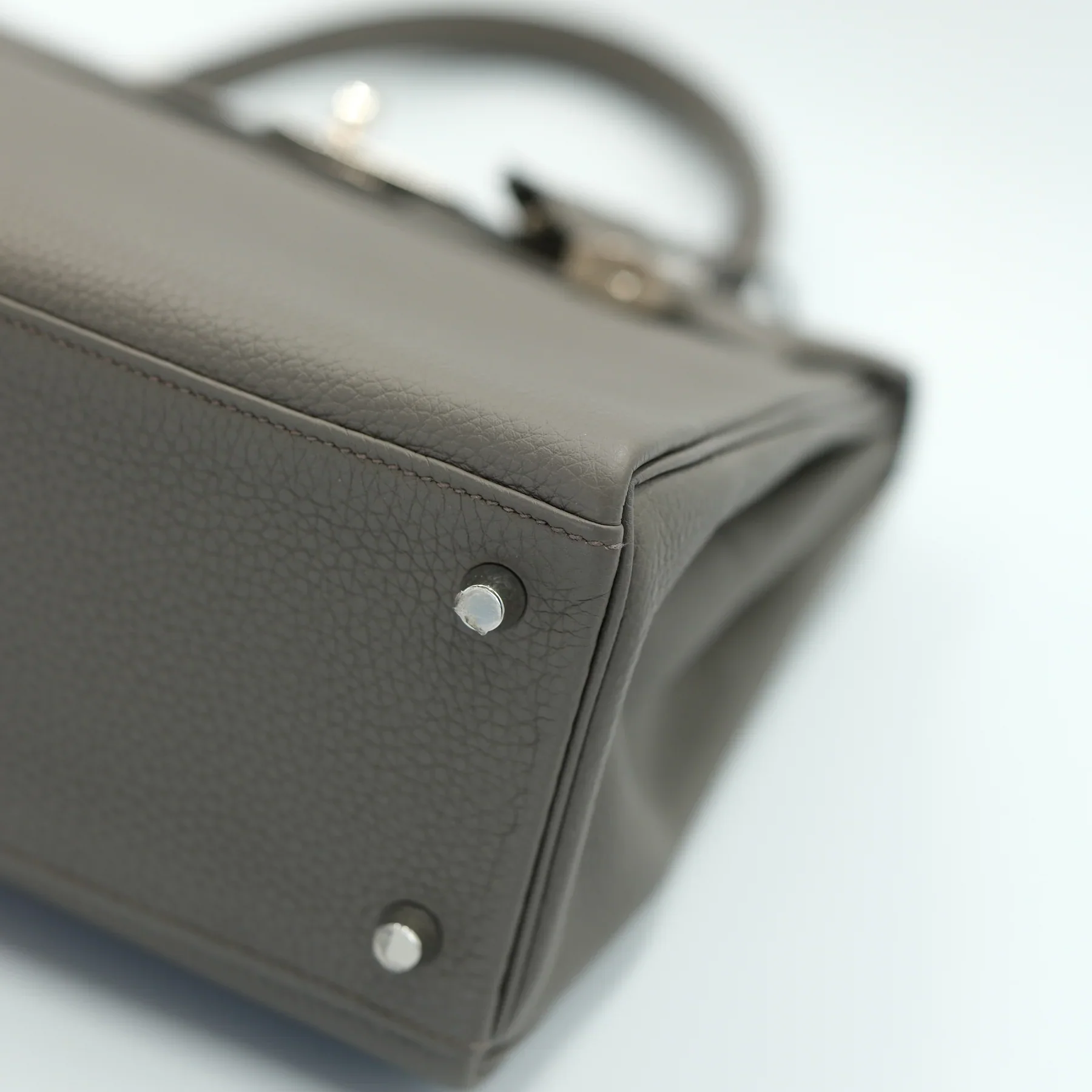 Hermes Kelly 28 Retourne Gris Meyer Togo with Palladium Hardware Bag - Image 5