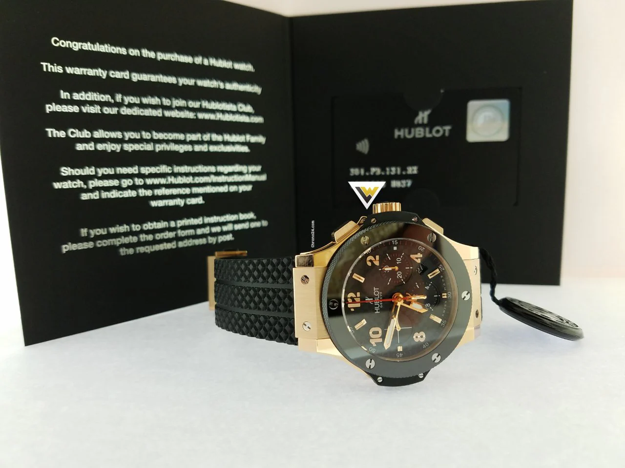 Hublot Big Bang 18K Rose Gold Chronograph Ceramic Rubber Men’s Watch - Image 2