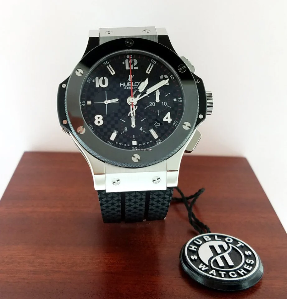 Hublot Big Bang Stainless Steel Carbon Rubber Chronograph Automatic Men’s Watch - Image 7