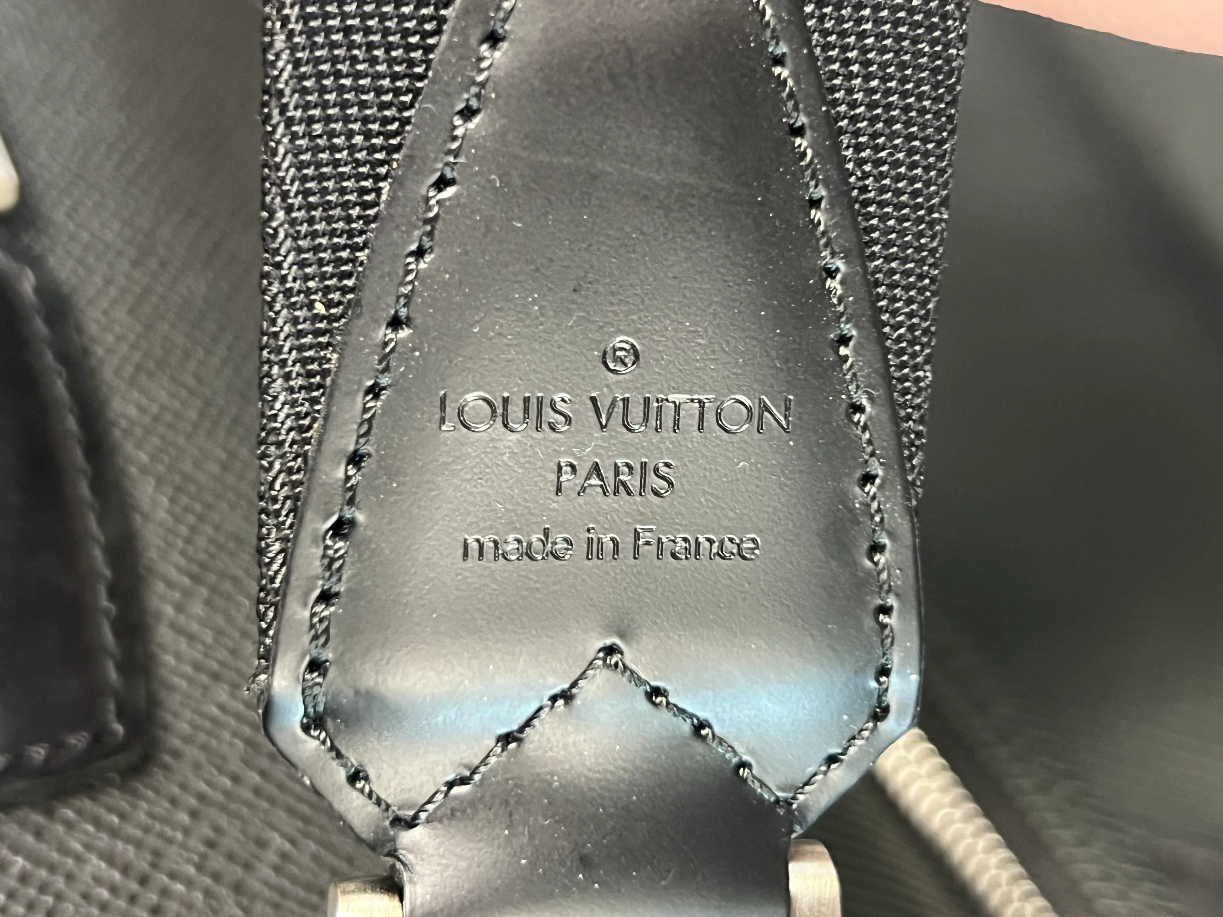Louis Vuitton Green Taiga Leather x Nylon Santore Ardoise Garment Travel - Image 5