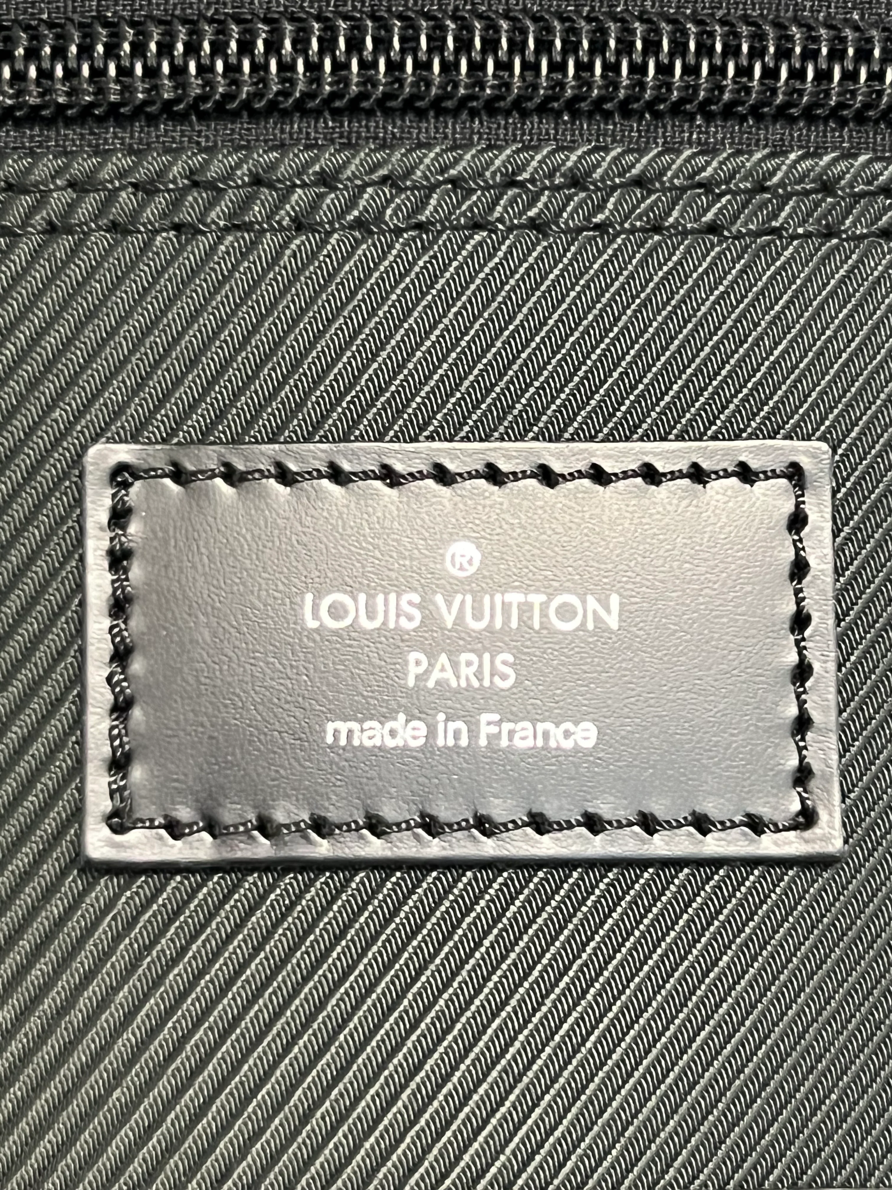 Louis Vuitton Green Taiga Leather x Nylon Santore Ardoise Garment Travel - Image 7