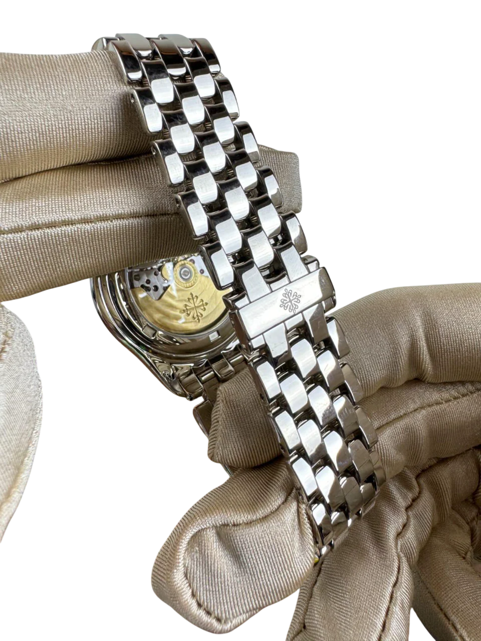 Patek Philippe Annual Calendar 18K White Gold Watch - Image 5