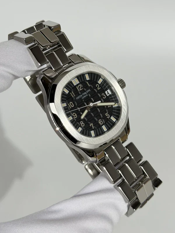 Patek Philippe Aquanaut Stainless steel Unisex Watch - Image 3