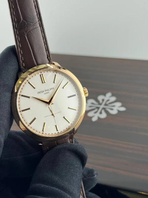 Patek Philippe Calatrava 18k Rose Gold Men's Watch - Image 4