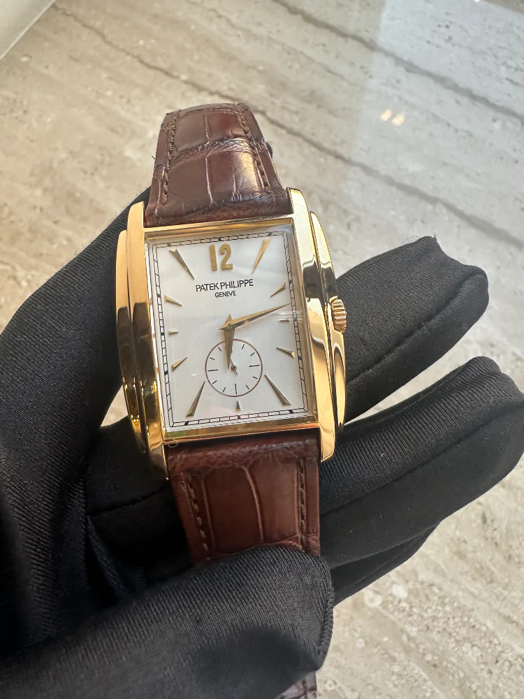 Patek Philippe Gondolo 18K Yellow Gold Men’s Watch - Image 2