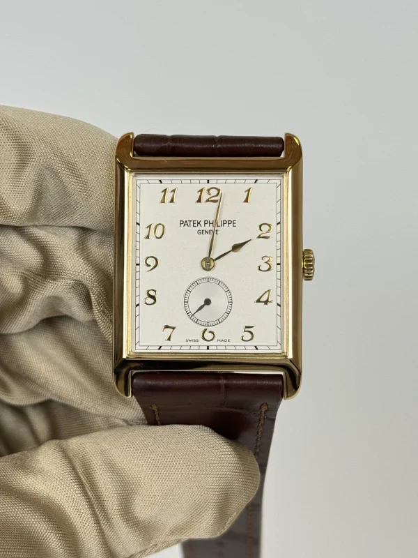 Patek Philippe Gondolo Small seconds 18K Yellow Gold Men's Watch - Image 2