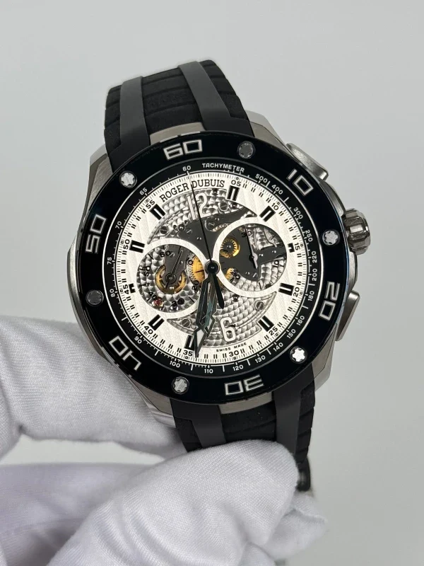 Roger Dubuis Pulsion Chronograph Titanium Men's Watch - Image 3