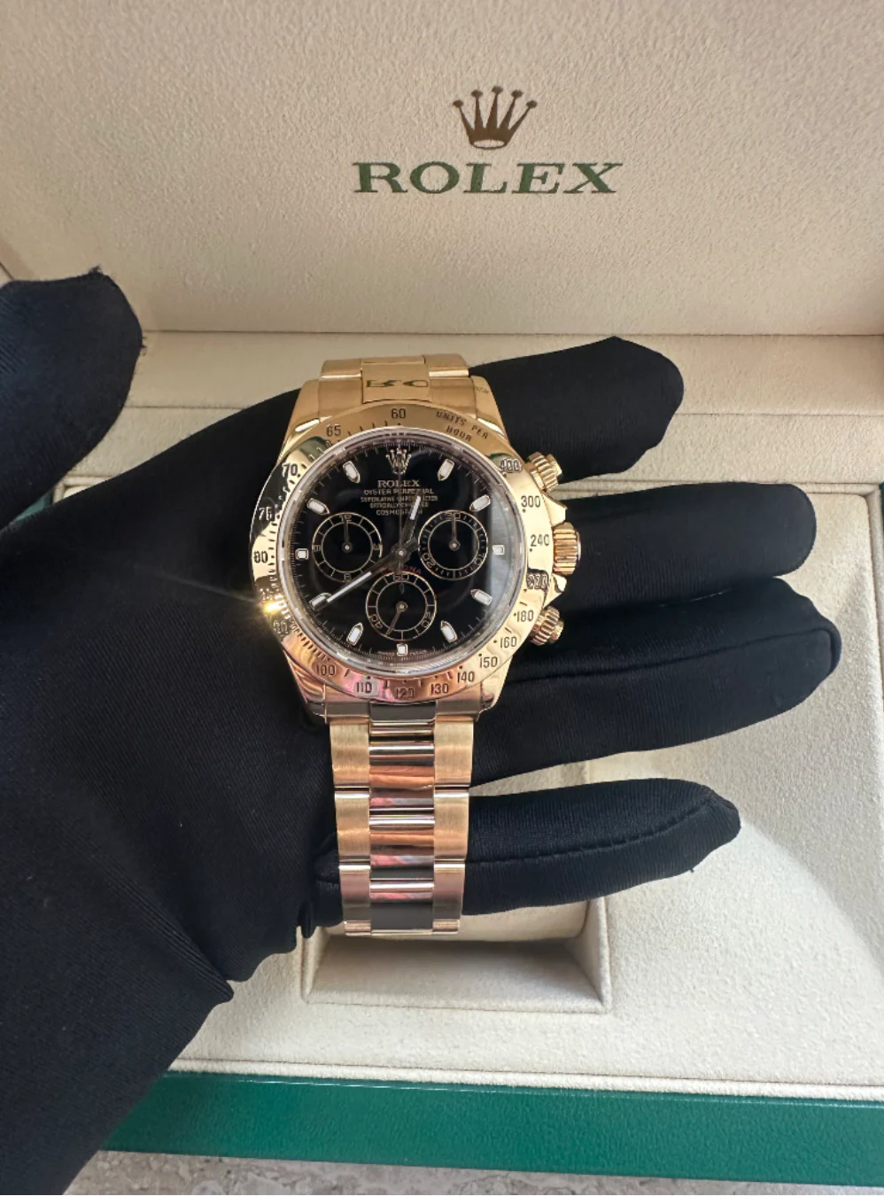 Rolex Daytona Cosmograph 18K Yellow Gold Men's Watch - Image 2