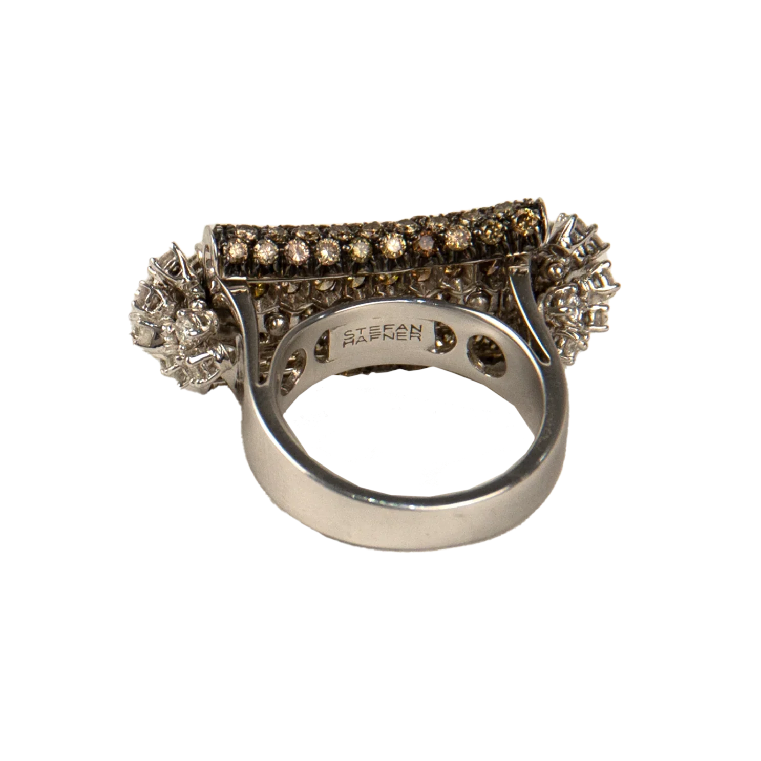 Stefan Hafner 18K White Gold Diamond Lady's Ring - Image 2