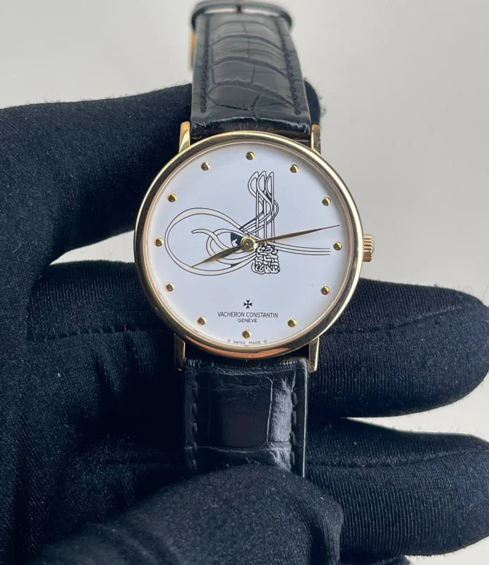 Vacheron Constantin Patrimony 18K Yellow Gold Unisex Watch - Image 2