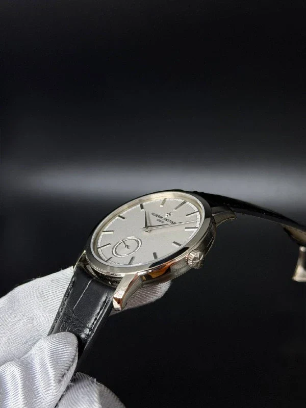 Vacheron Constantin Traditionnelle 18K White Gold Unisex Watch - Image 3