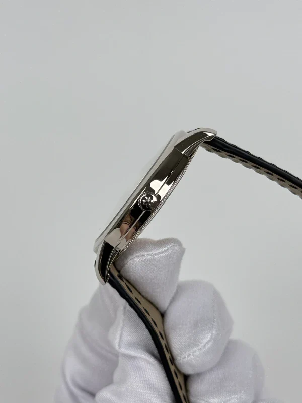 Vacheron Constantin Traditionnelle 18K White Gold Unisex Watch - Image 6
